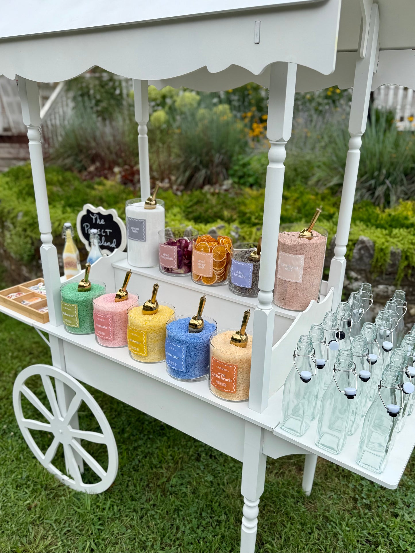 Classic Bath Salts Bar - Includes Candy Cart Rental & 30 Bottles