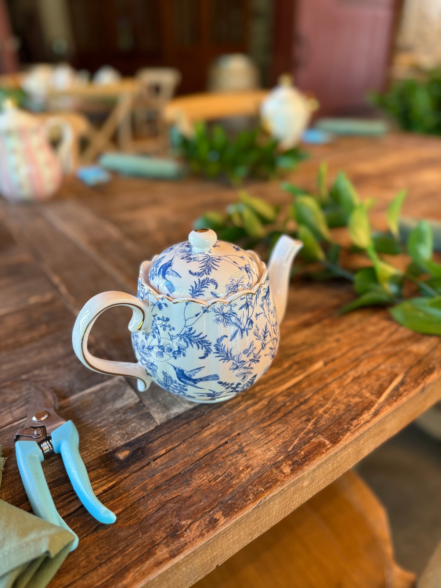 5/2 Brunch & Blooms - Floral Teapot Workshop at The Jockey Tavern in Malvern, PA at 11:30 am